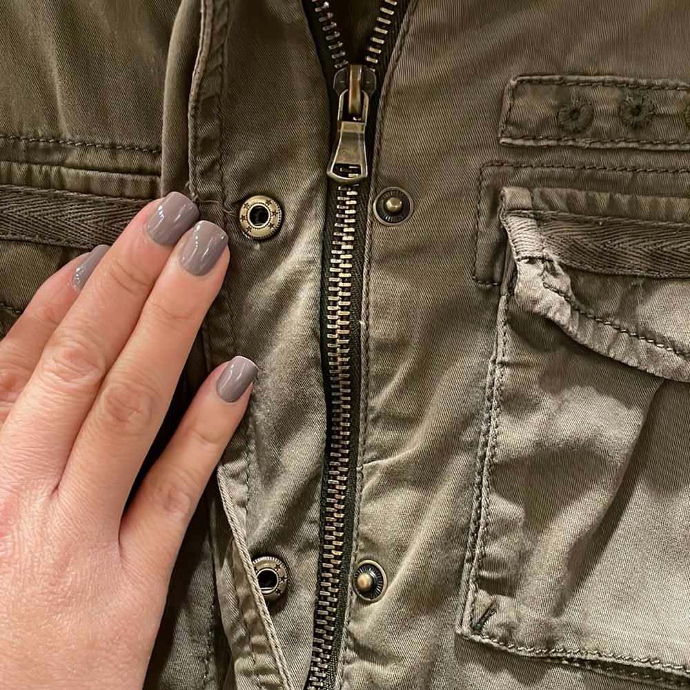 Utility Jacket - Picture 4 of 7